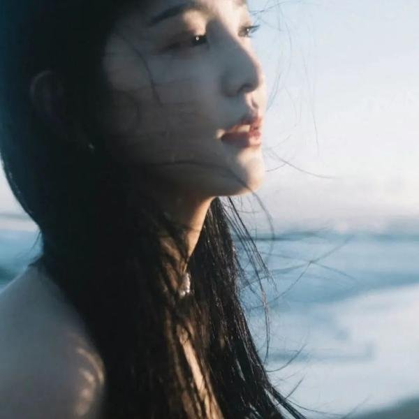 那小子真帅